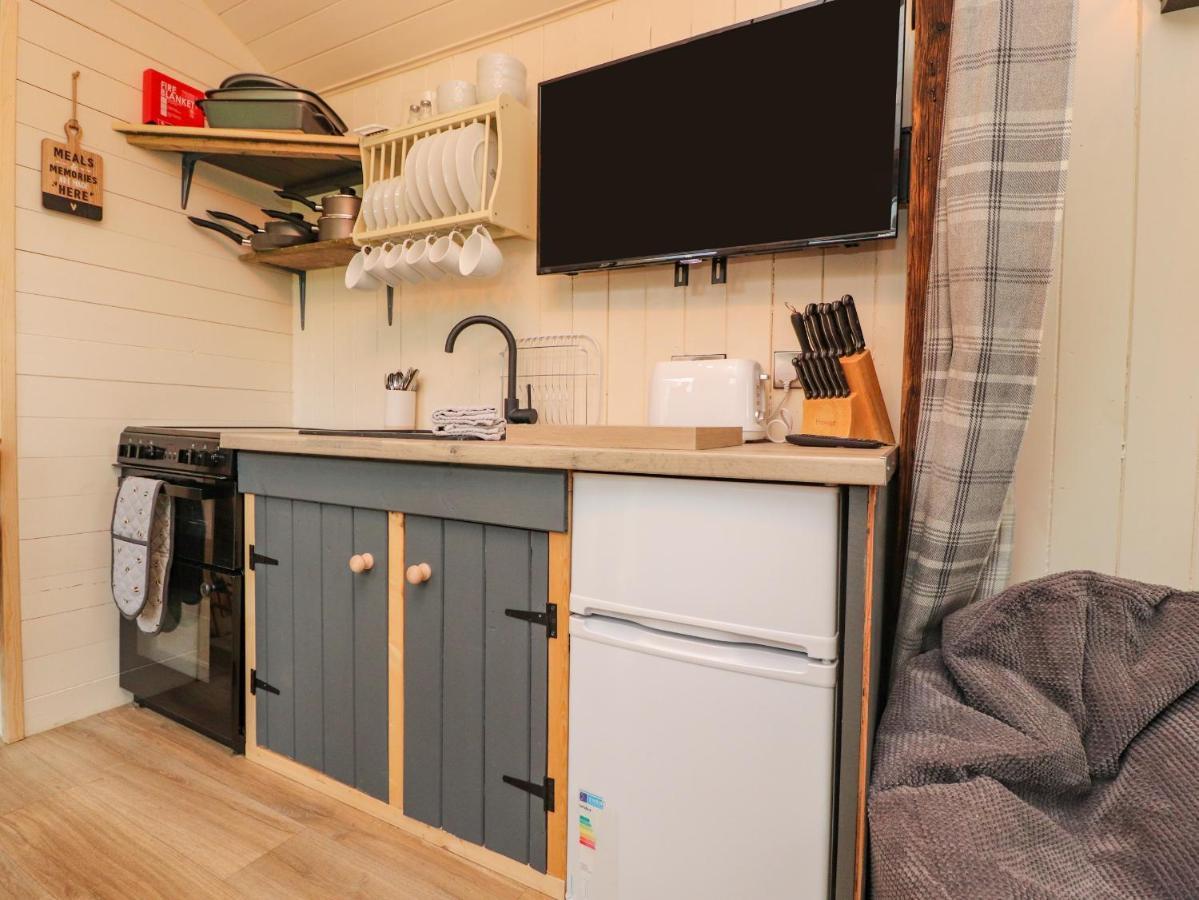 Hillcrest Shepherds Hut Preston  Exterior foto
