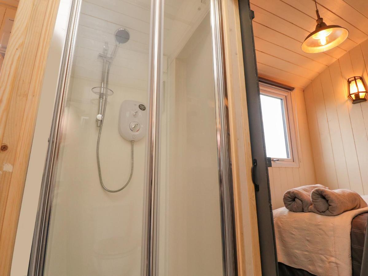 Hillcrest Shepherds Hut Preston  Exterior foto